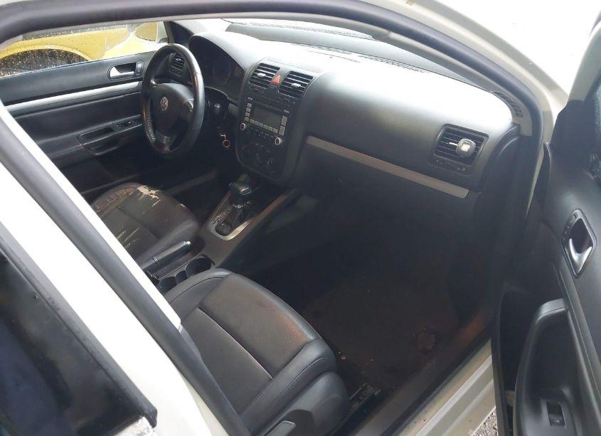 Photo 5 of 2008 Volkswagen Jetta SE/SEL (VIN 3VWRZ71K58M061999)