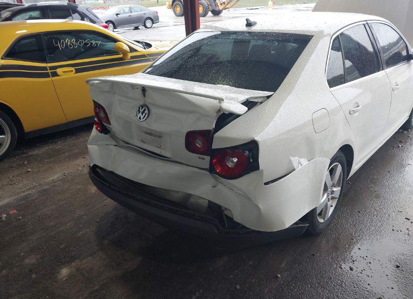 Photo 6 of 2008 Volkswagen Jetta SE/SEL (VIN 3VWRZ71K58M061999)