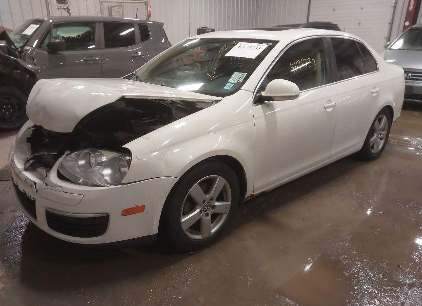 Photo 2 of 2009 Volkswagen Jetta SE/SEL (VIN 3VWRZ71K59M075578)