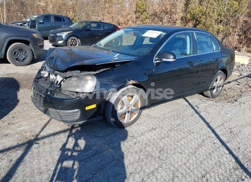 Photo 2 of 2009 Volkswagen Jetta SE (VIN 3VWRZ71K59M093255)