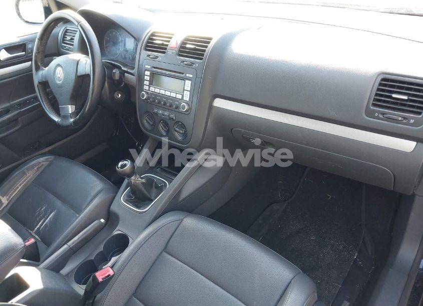 Photo 5 of 2009 Volkswagen Jetta SE (VIN 3VWRZ71K59M093255)