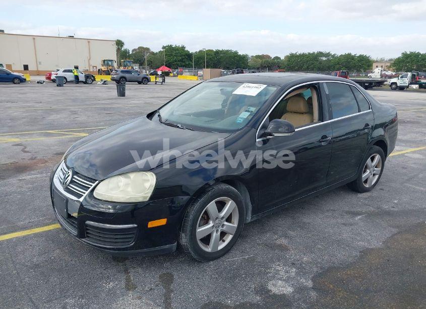 Photo 2 of 2008 Volkswagen Jetta SE/SEL (VIN 3VWRZ71K68M077189)