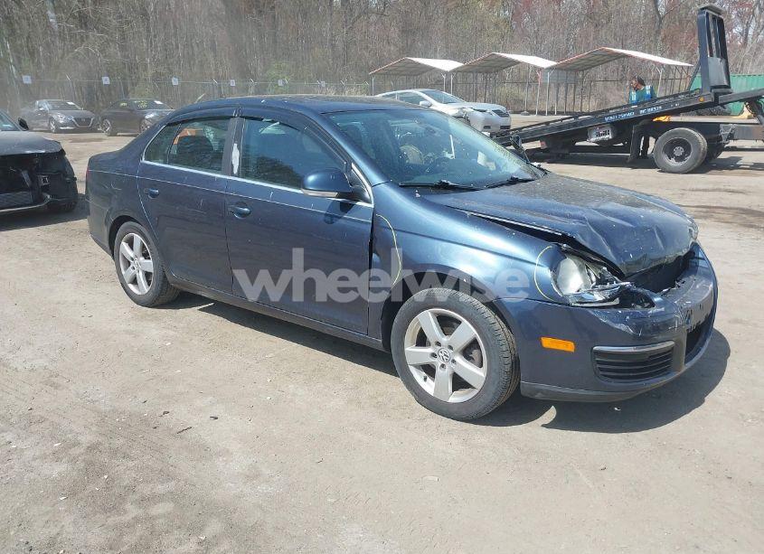 2009 Volkswagen Jetta SE/SEL (VIN 3VWRZ71K69M024624) main photo