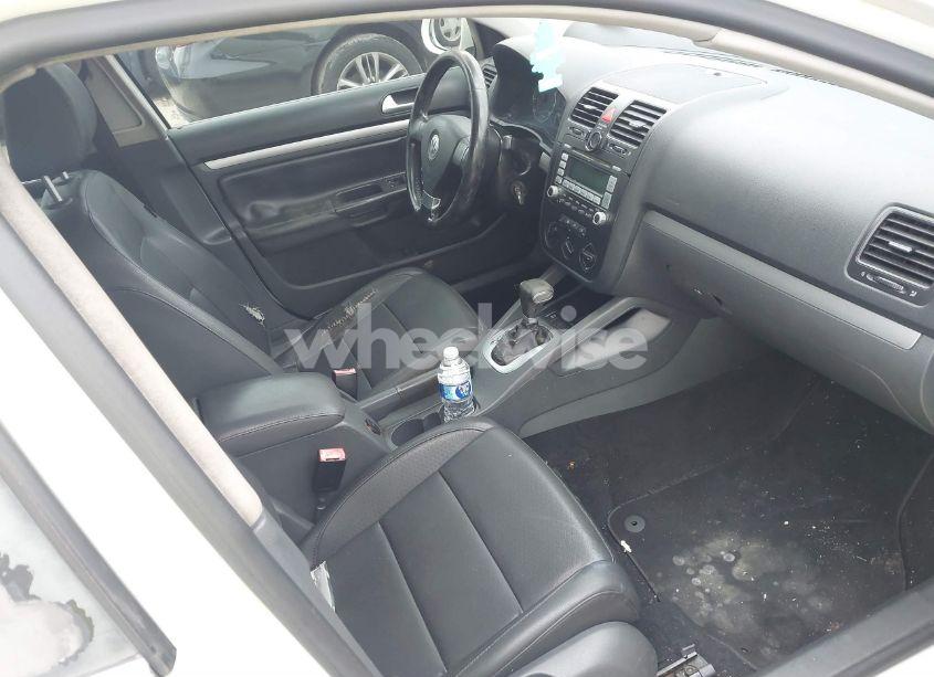 Photo 5 of 2008 Volkswagen Jetta SE/SEL (VIN 3VWRZ71K88M037602)