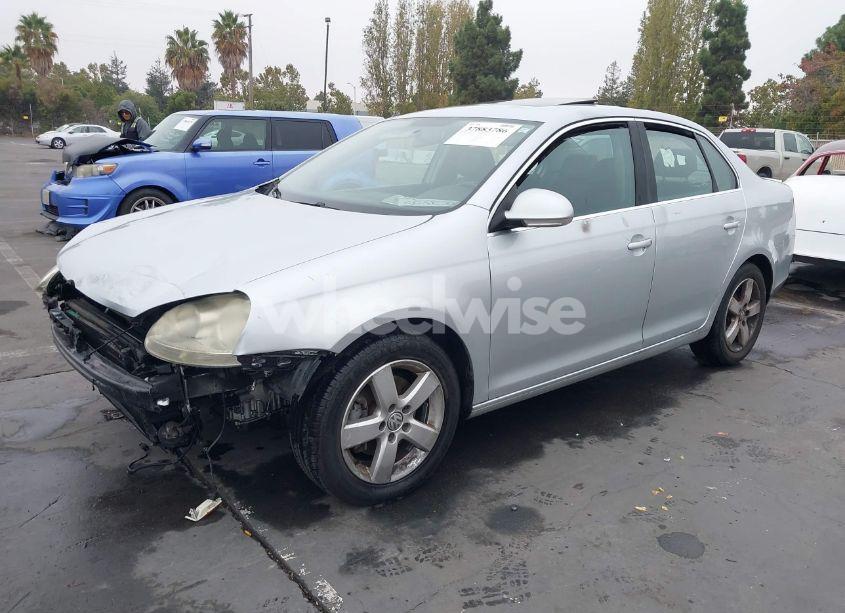 Photo 2 of 2008 Volkswagen Jetta SE/SEL (VIN 3VWRZ71K88M074505)