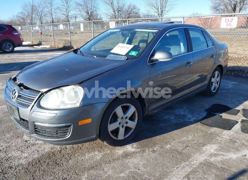 Photo 2 of 2008 Volkswagen Jetta SE/SEL (VIN 3VWRZ71K98M081253)