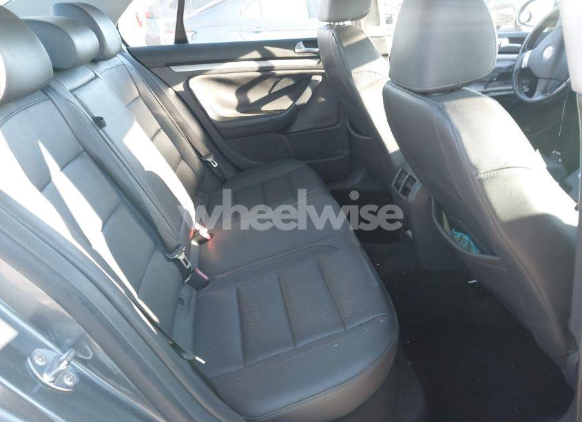 Photo 8 of 2008 Volkswagen Jetta SE/SEL (VIN 3VWRZ71K98M081253)