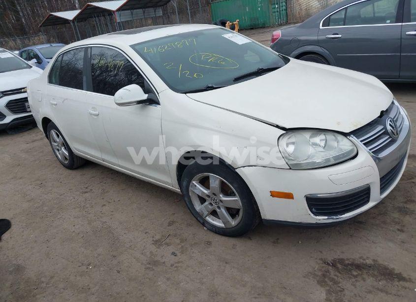 2008 Volkswagen Jetta SE/SEL (VIN 3VWRZ71K98M095346) main photo
