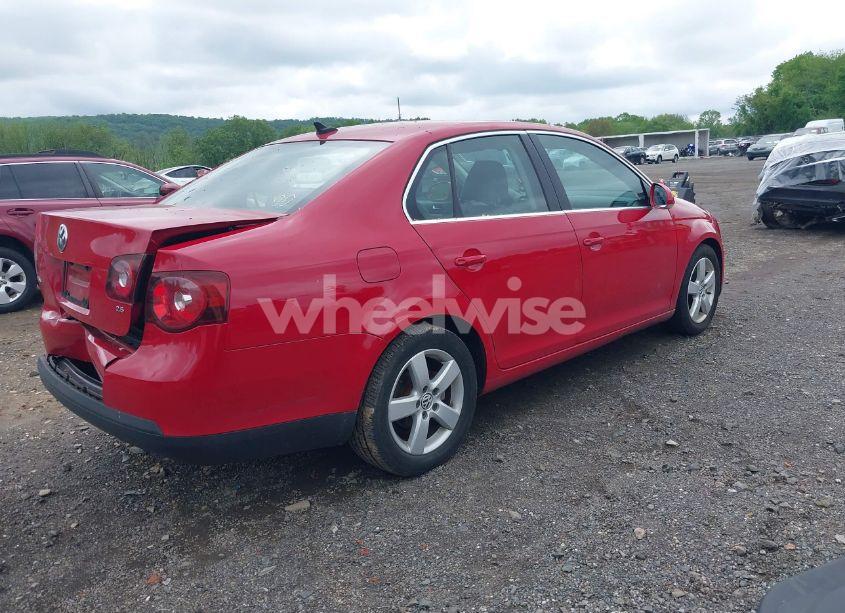 Photo 4 of 2009 Volkswagen Jetta SE (VIN 3VWRZ71K99M150637)