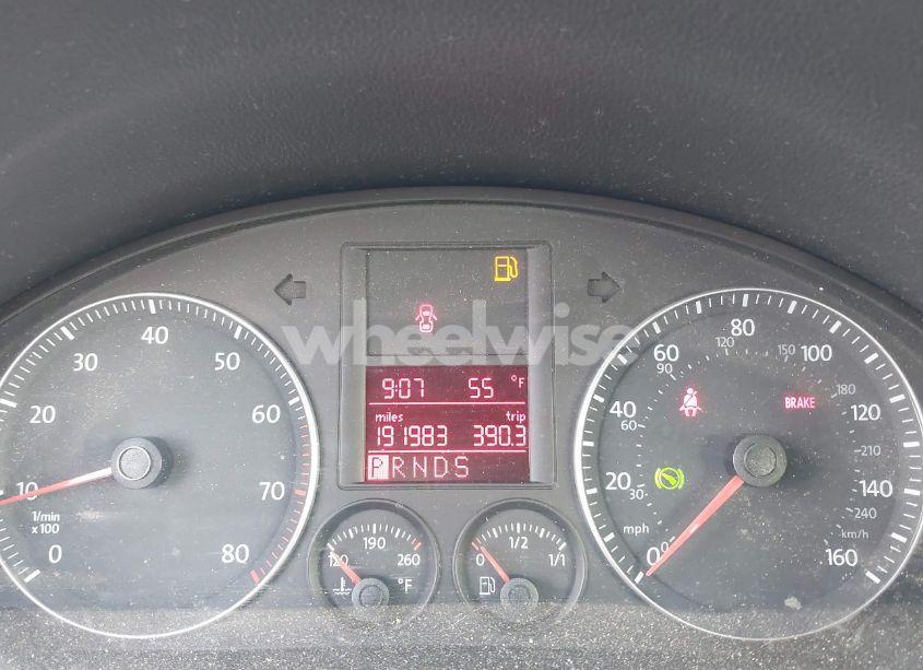 Photo 7 of 2008 Volkswagen Jetta SE (VIN 3VWRZ71KX8M132131)