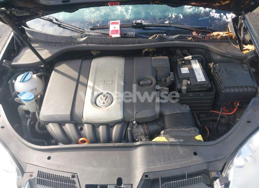 Photo 10 of 2008 Volkswagen Jetta SE (VIN 3VWRZ71KX8M161967)