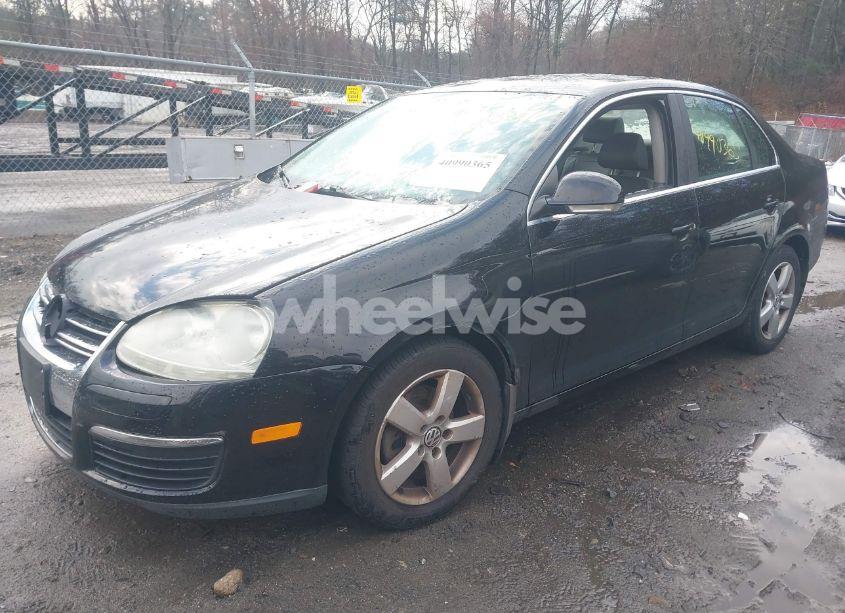 Photo 2 of 2008 Volkswagen Jetta SE (VIN 3VWRZ71KX8M161967)