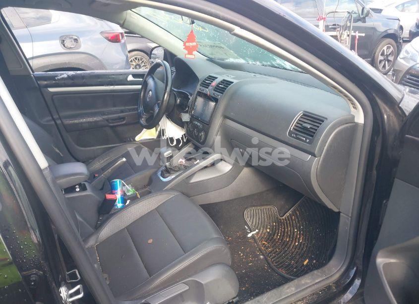 Photo 5 of 2008 Volkswagen Jetta SE (VIN 3VWRZ71KX8M161967)