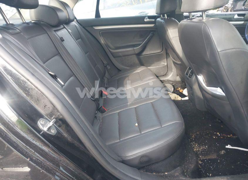 Photo 8 of 2008 Volkswagen Jetta SE (VIN 3VWRZ71KX8M161967)