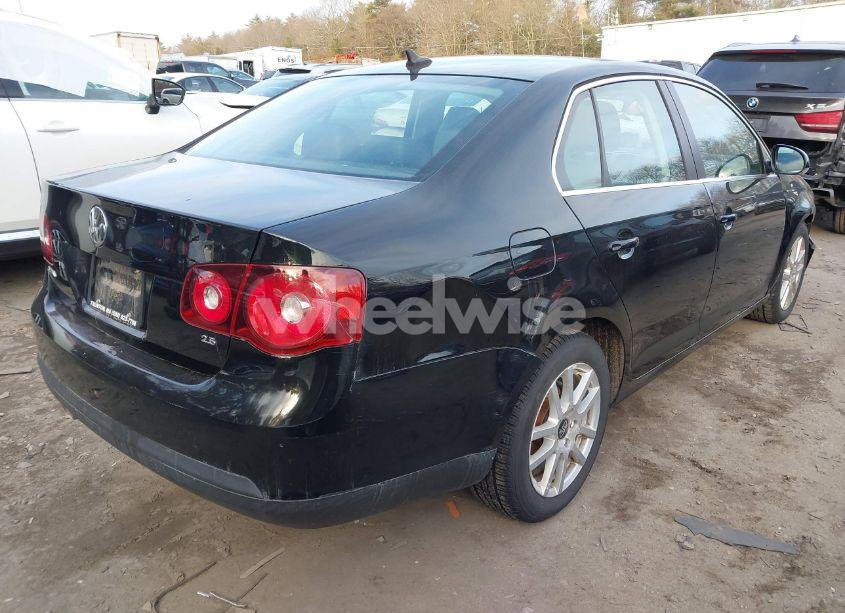 Photo 4 of 2009 Volkswagen Jetta SE/SEL (VIN 3VWRZ71KX9M057075)