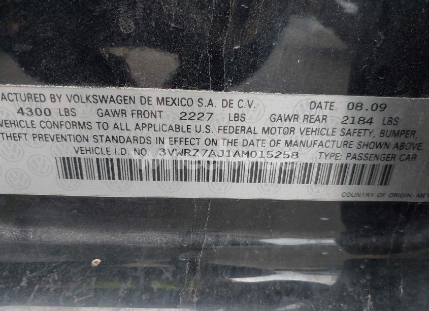 Photo 9 of 2010 Volkswagen Jetta SE (VIN 3VWRZ7AJ1AM015258)