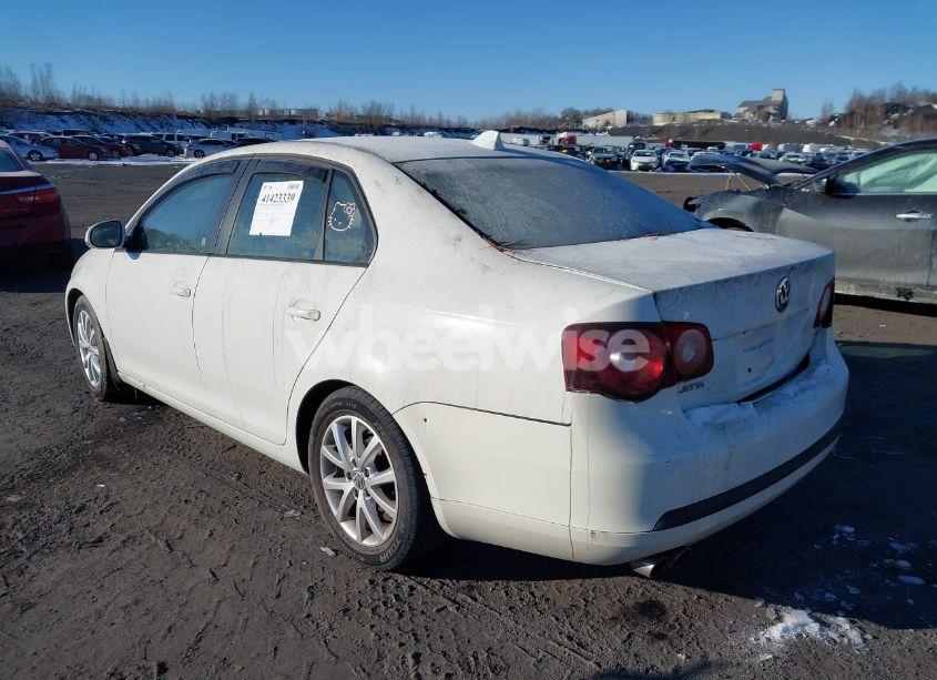 Photo 3 of 2010 Volkswagen Jetta LIMITED EDITION (VIN 3VWRZ7AJ1AM150093)