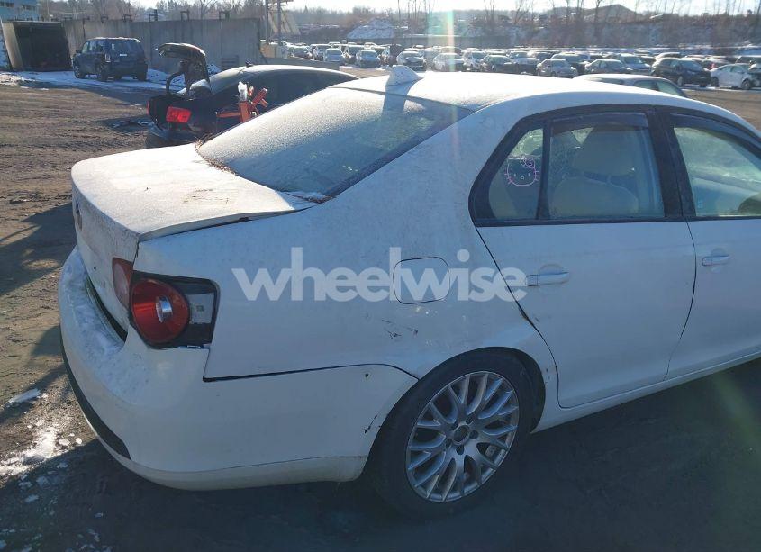 Photo 6 of 2010 Volkswagen Jetta LIMITED EDITION (VIN 3VWRZ7AJ1AM150093)