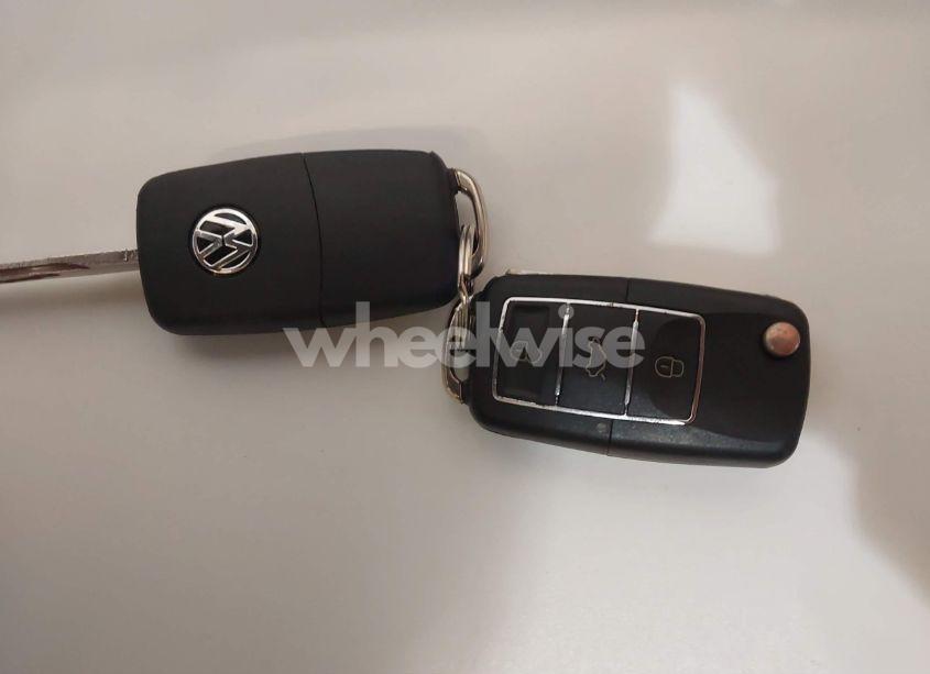 Photo 11 of 2010 Volkswagen Jetta SEDAN (VIN 3VWRZ7AJ2AM014359)