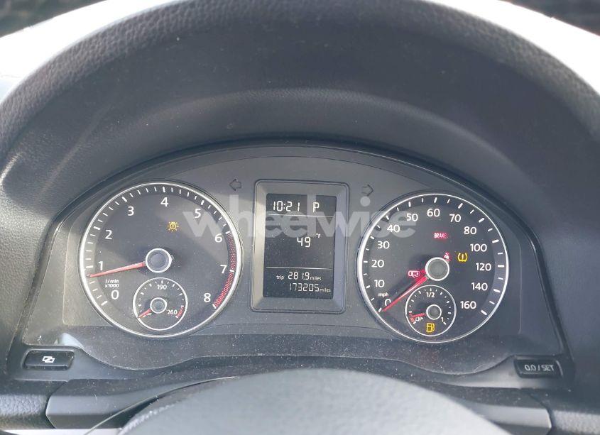 Photo 7 of 2010 Volkswagen Jetta LIMITED EDITION (VIN 3VWRZ7AJ4AM164893)