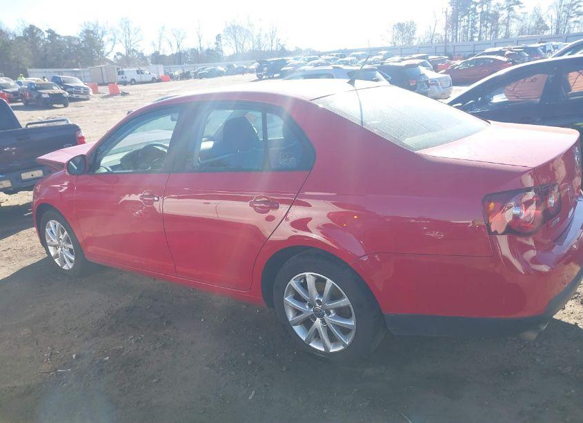 Photo 14 of 2010 Volkswagen Jetta LIMITED EDITION (VIN 3VWRZ7AJ5AM108705)