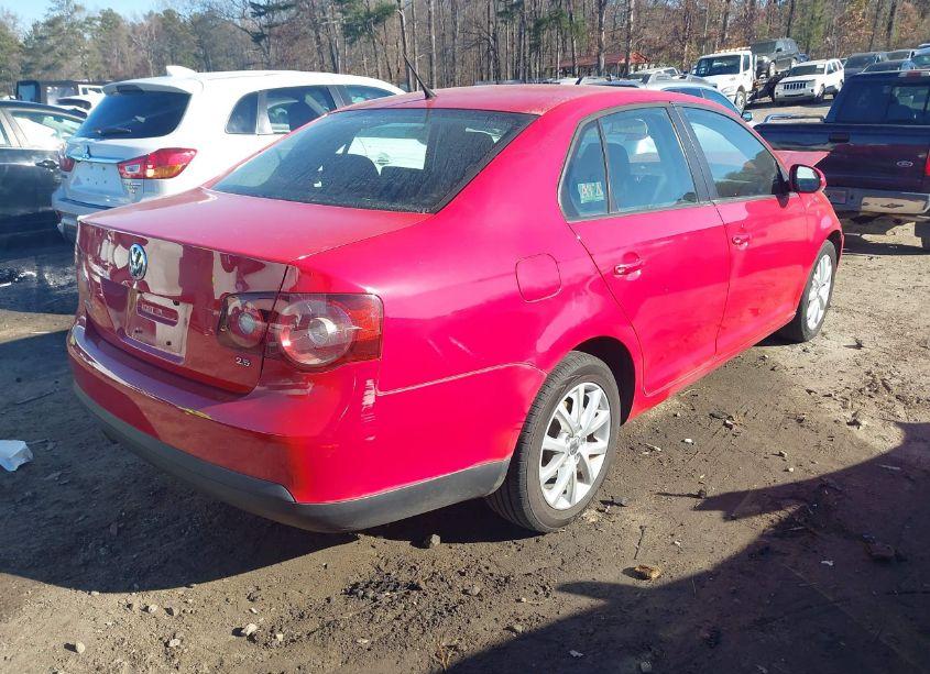 Photo 4 of 2010 Volkswagen Jetta LIMITED EDITION (VIN 3VWRZ7AJ5AM108705)