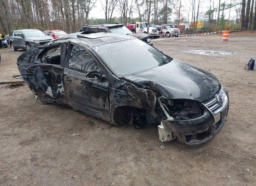 2010 Volkswagen Jetta LIMITED EDITION (VIN 3VWRZ7AJ6AM119616) main photo