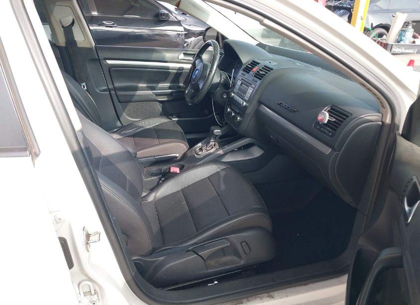 Photo 5 of 2010 Volkswagen Jetta LIMITED EDITION (VIN 3VWRZ7AJ8AM164380)