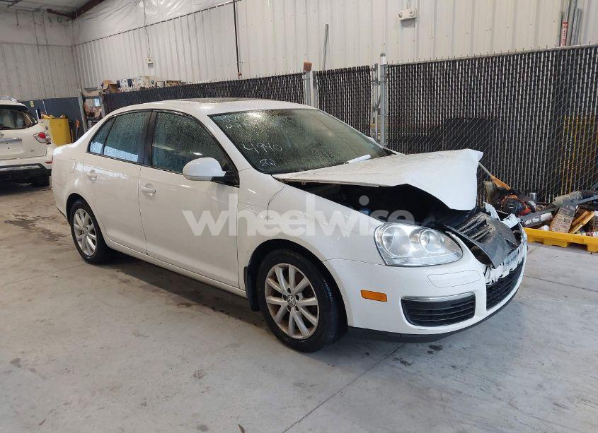 2010 Volkswagen Jetta LIMITED EDITION (VIN 3VWRZ7AJ9AM164940) main photo