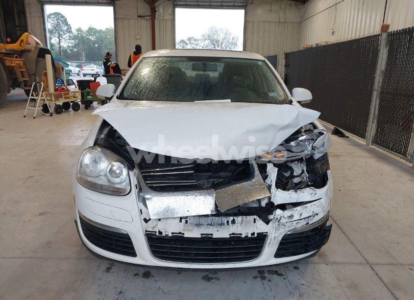 Photo 12 of 2010 Volkswagen Jetta LIMITED EDITION (VIN 3VWRZ7AJ9AM164940)