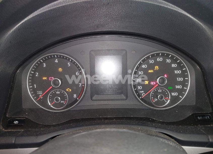 Photo 7 of 2010 Volkswagen Jetta LIMITED EDITION (VIN 3VWRZ7AJ9AM164940)