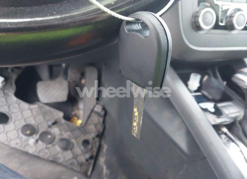 Photo 11 of 2010 Volkswagen Jetta SE (VIN 3VWRZ7AJXAM066015)