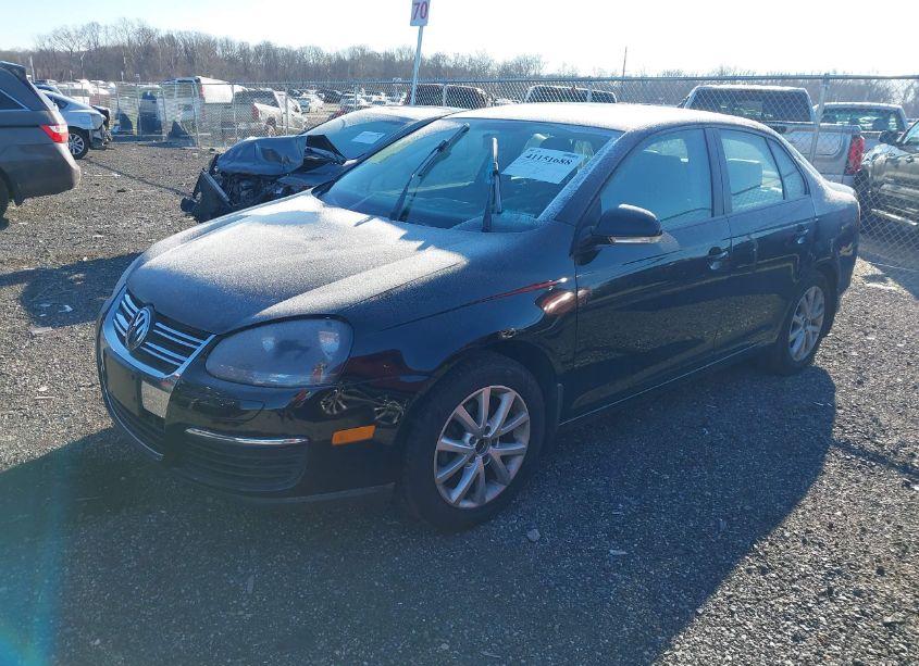 Photo 2 of 2010 Volkswagen Jetta LIMITED EDITION (VIN 3VWRZ7AJXAM163067)