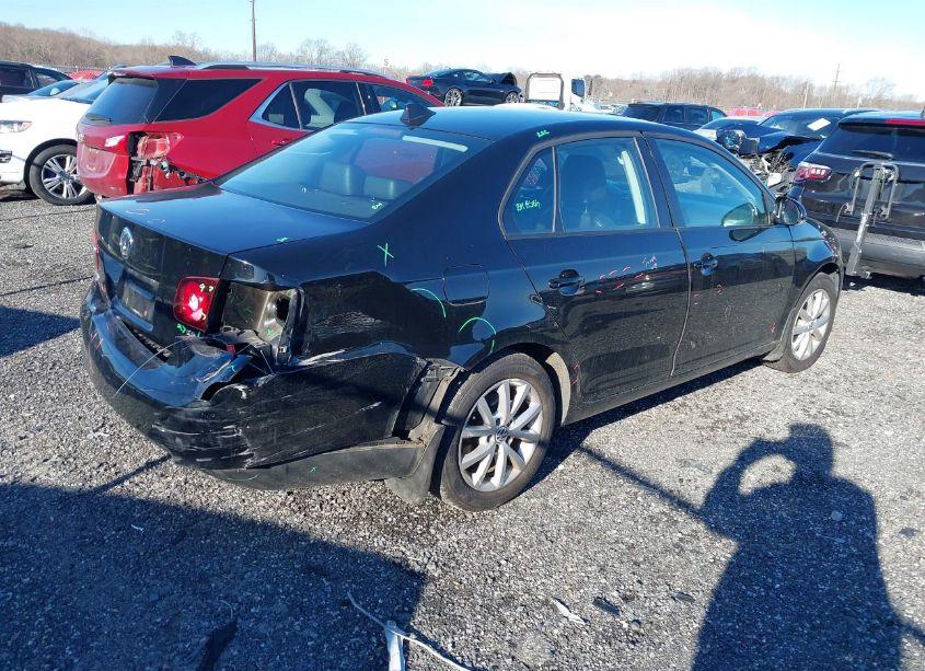 Photo 4 of 2010 Volkswagen Jetta LIMITED EDITION (VIN 3VWRZ7AJXAM163067)