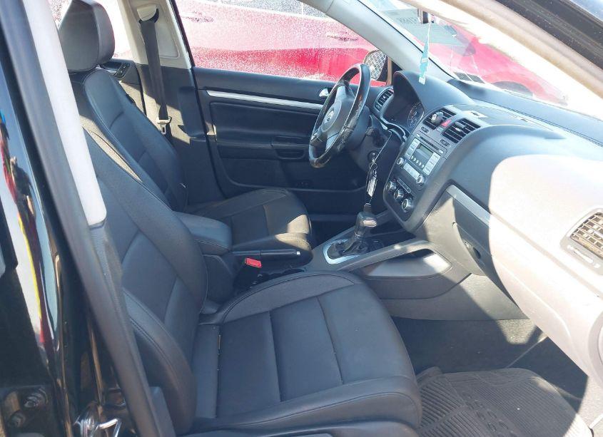 Photo 5 of 2010 Volkswagen Jetta LIMITED EDITION (VIN 3VWRZ7AJXAM163067)