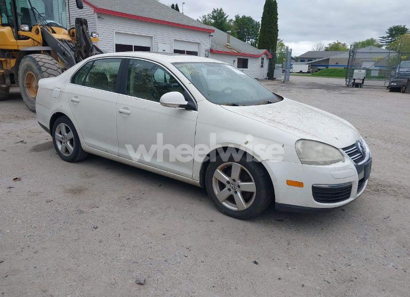 2008 Volkswagen Jetta SE/SEL (VIN 3VWRZ81K08M093880) main photo