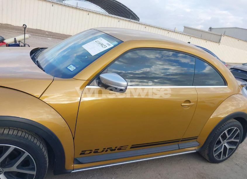 Photo 14 of 2016 Volkswagen Beetle 1.8T DUNE (VIN 3VWS17AT1GM628063)