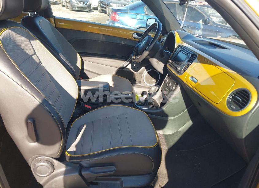 Photo 5 of 2016 Volkswagen Beetle 1.8T DUNE (VIN 3VWS17AT6GM620881)