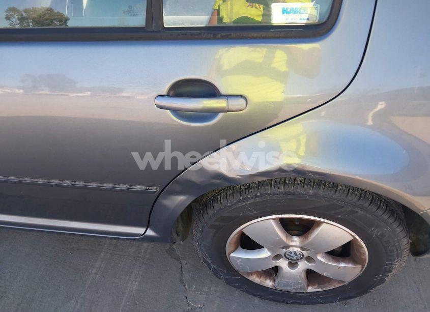 Photo 6 of 2004 Volkswagen Jetta GLS 2.0L (VIN 3VWSA69M54M097016)