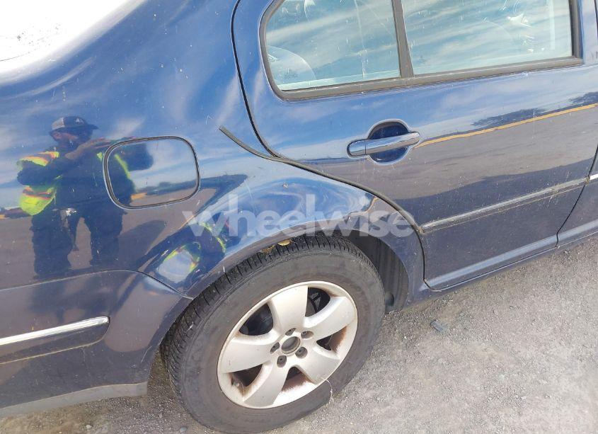 Photo 6 of 2004 Volkswagen Jetta GLS 2.0L (VIN 3VWSA69M64M050156)