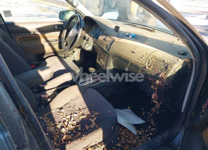 Photo 5 of 2004 Volkswagen Jetta GLS 2.0L (VIN 3VWSA69M74M093694)