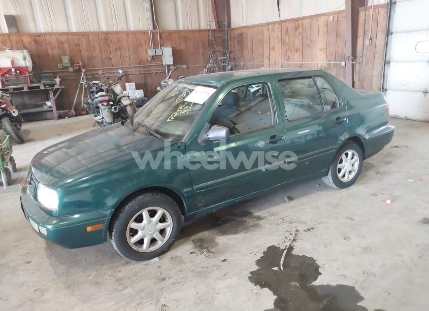 Photo 2 of 1997 Volkswagen Jetta GLS (VIN 3VWSB81H2VM004333)