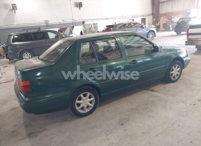 Photo 4 of 1997 Volkswagen Jetta GLS (VIN 3VWSB81H2VM004333)