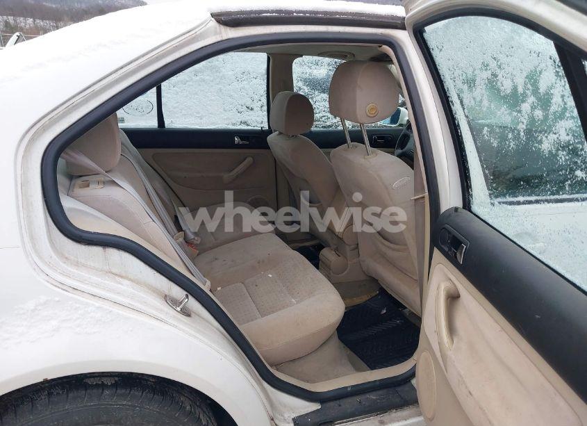 Photo 8 of 1999 Volkswagen Jetta GLS (VIN 3VWSC29M7XM080628)