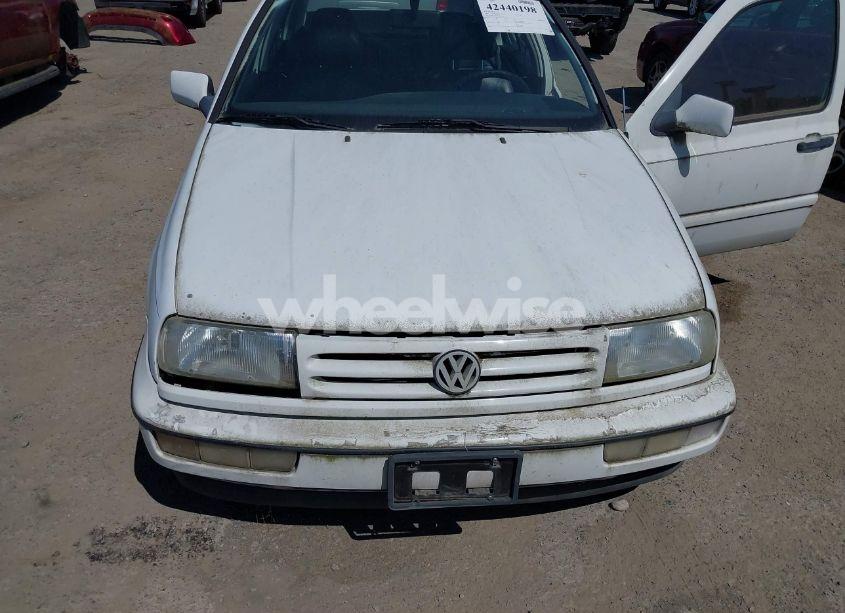 Photo 6 of 1995 Volkswagen Jetta III GLS (VIN 3VWSC81H7SM082888)
