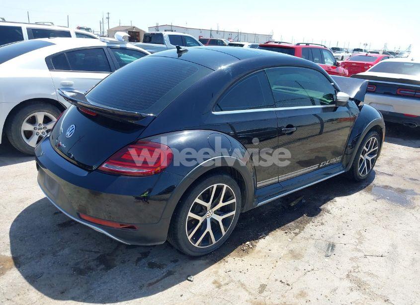 Photo 4 of 2018 Volkswagen Beetle 2.0T DUNE (VIN 3VWSD7AT1JM702354)