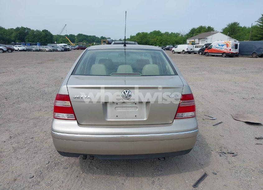 Photo 16 of 2004 Volkswagen Jetta GLI 1.8T/GLS 1.8T (VIN 3VWSE69MX4M060614)