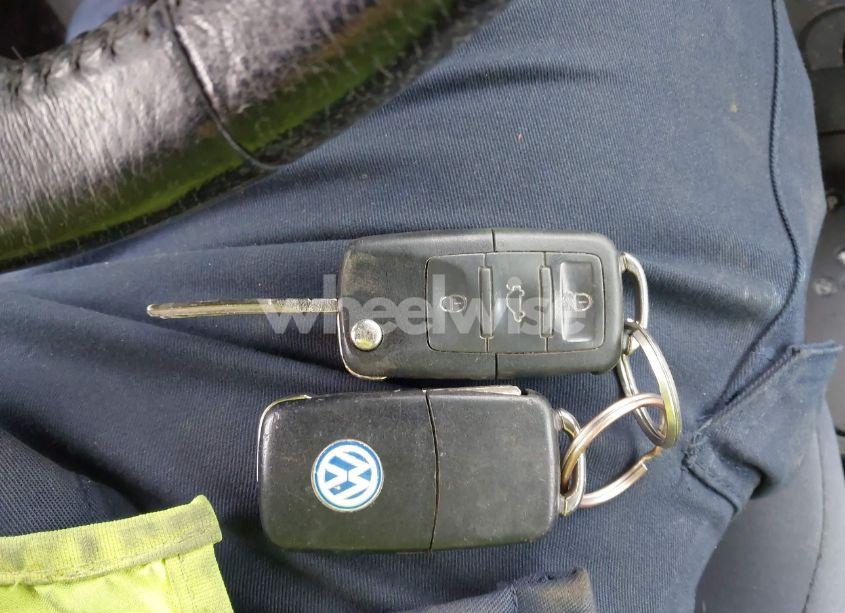 Photo 11 of 2006 Volkswagen New BEETLE 2.5 (VIN 3VWSF31Y16M318144)