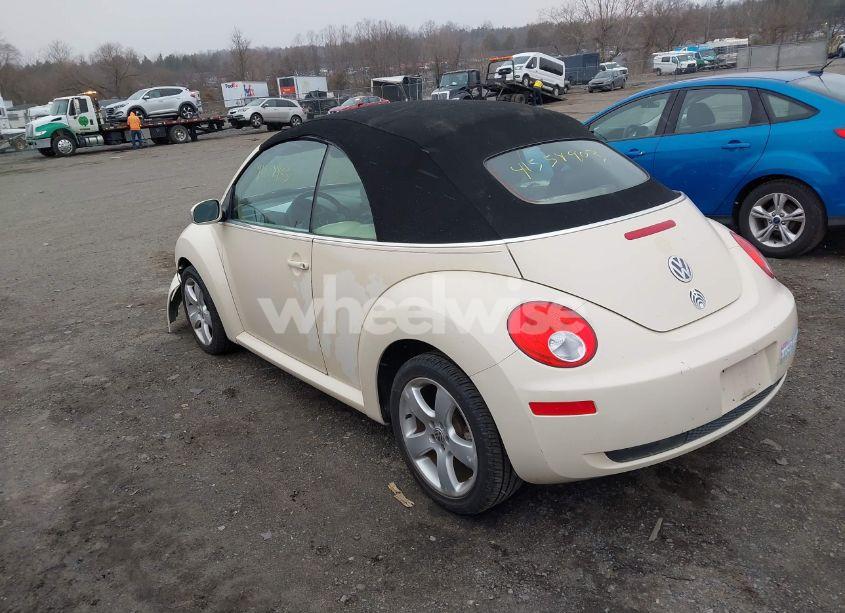 Photo 3 of 2006 Volkswagen New BEETLE 2.5 (VIN 3VWSF31Y16M318144)