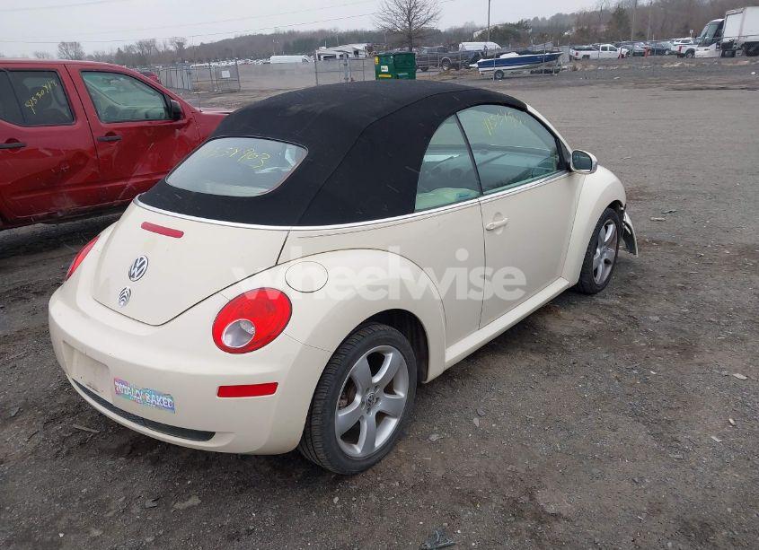 Photo 4 of 2006 Volkswagen New BEETLE 2.5 (VIN 3VWSF31Y16M318144)